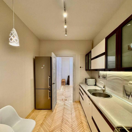 Фотография 3-комнатная квартира по адресу Пономарева ул., д. 9 - фото 4