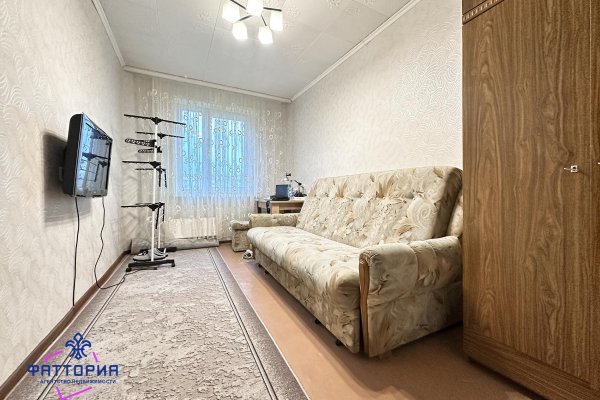 2-комнатная квартира по адресу Космонавтов ул., д. 5 к. 1 - фото 3