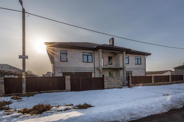 Продается коттедж д. Дроздово, Жасминовая ул. - фото 1