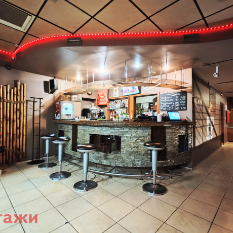 Фотография Кафе с караоке и бильярдом 371,7 м.кв. - фото 2