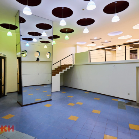 Фотография 2-уровневое помещение на 1 этаже с отдельным входом на Маяковского - фото 1