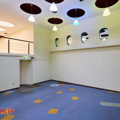 Фотография 2-уровневое помещение на 1 этаже с отдельным входом на Маяковского - фото 2