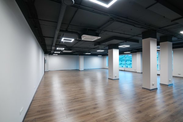 Сдается офисное помещение по адресу г. Минск, Интернациональная ул., д. 38 - фото 1