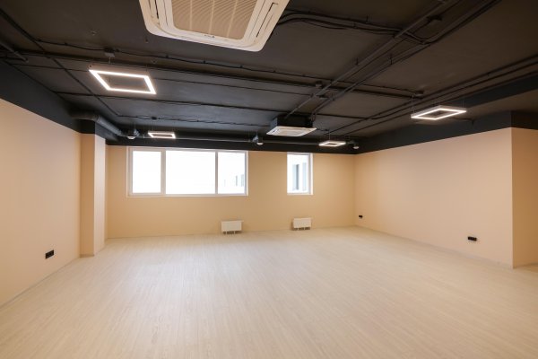 Сдается офисное помещение по адресу г. Минск, Интернациональная ул., д. 38 - фото 1