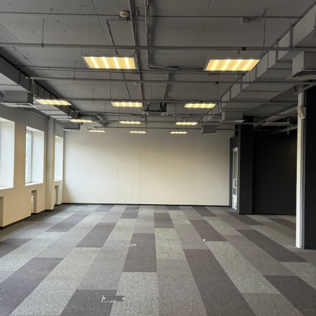 Фотография Аренда помещения 1955 м2 в центре Минска, ул Ленина 27 - фото 1