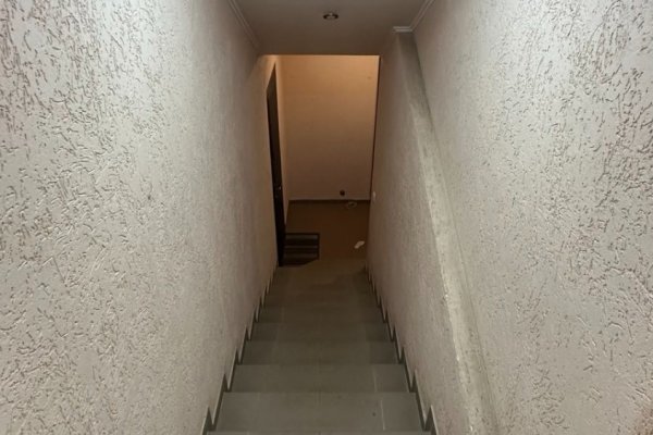 Продается Офис в цокольном этаже жилого дома квартала "Ясный бор". - фото 6