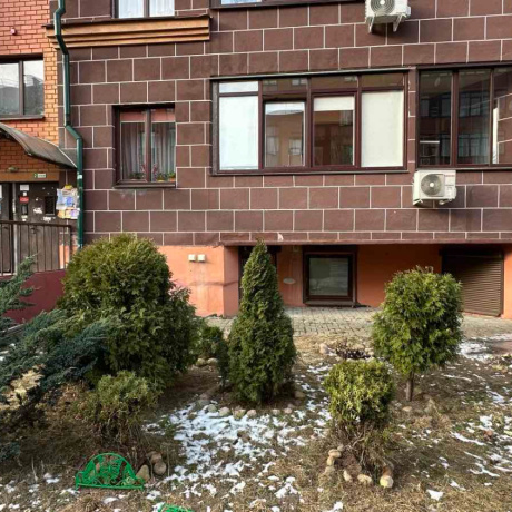 Фотография Продается Офис в цокольном этаже жилого дома квартала &quot;Ясный бор&quot;. - фото 1