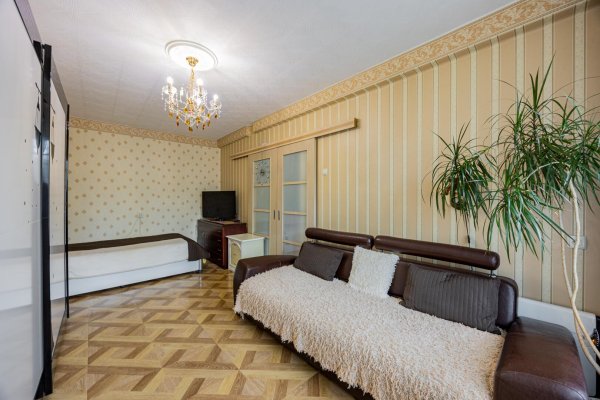 1-комнатная квартира по адресу Нестерова ул., д. 84 - фото 1
