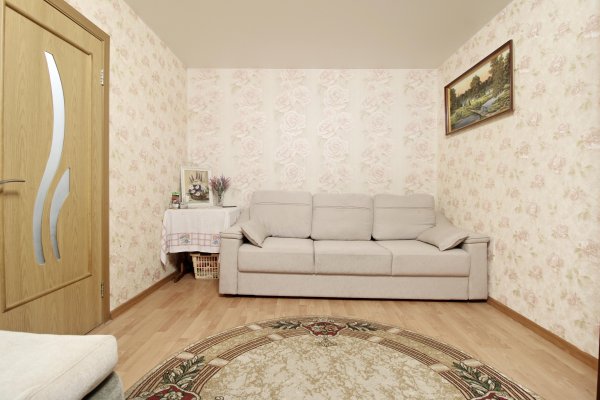 2-комнатная квартира по адресу Космонавтов ул., д. 5 к. 1 - фото 1