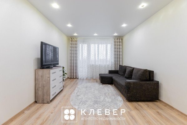 2-комнатная квартира по адресу Нестерова ул., д. 8 - фото 1