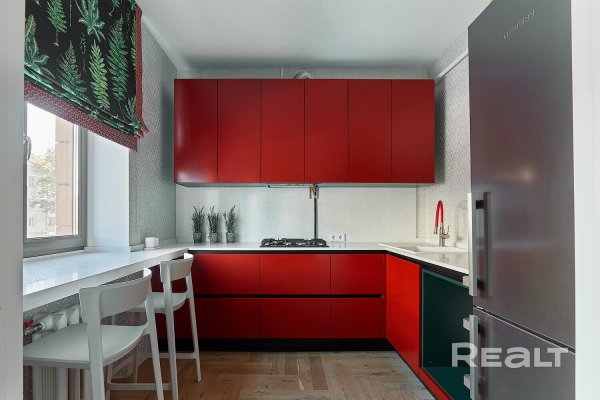 2-комнатная квартира по адресу Свердлова ул., д. 32 - фото 1