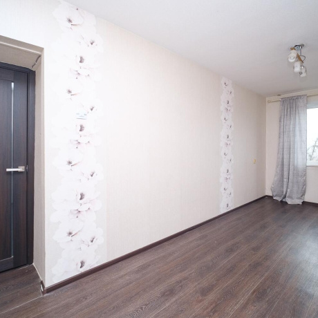 Фотография 2-комнатная квартира по адресу Уборевича ул., д. 162 - фото 1