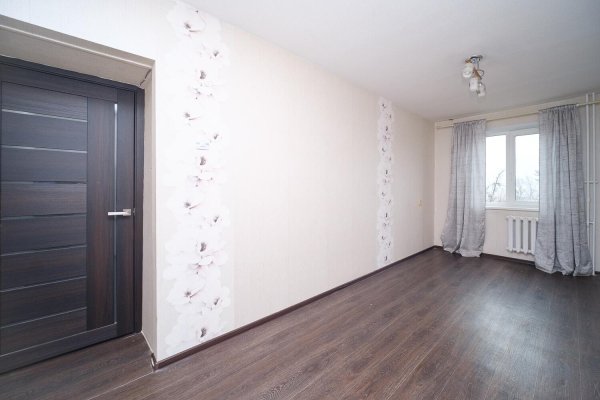 2-комнатная квартира по адресу Уборевича ул., д. 162 - фото 1