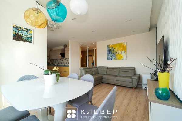 3-комнатная квартира по адресу Дзержинского просп., д. 127 - фото 1