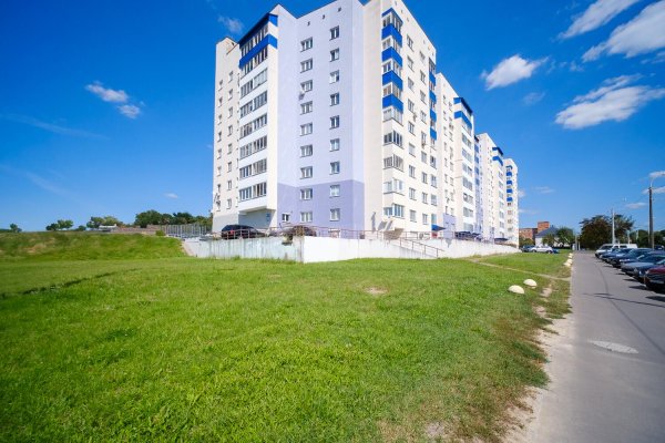 3-комнатная квартира по адресу Харьковская ул., д. 58 - фото 1