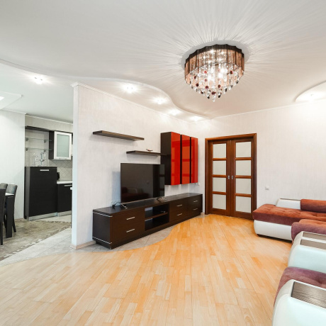 Фотография 3-комнатная квартира по адресу Независимости просп., д. 185 - фото 1