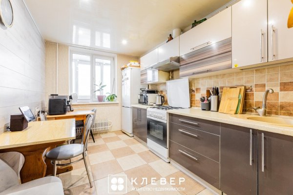 3-комнатная квартира по адресу Полевая ул., д. 1 к. А - фото 1