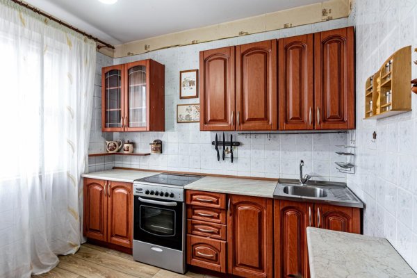 3-комнатная квартира по адресу Рокоссовского просп., д. 4 к. 1 - фото 1