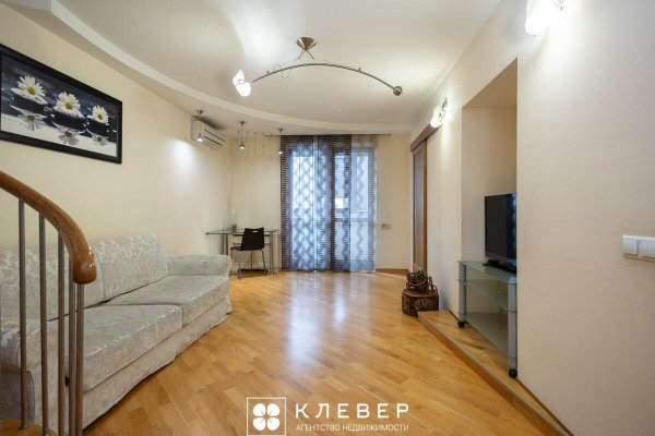 3-комнатная квартира по адресу Воронянского ул., д. 23 - фото 1