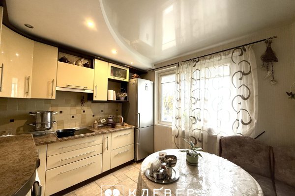 4-комнатная квартира по адресу Тимирязева ул., д. 92 - фото 1