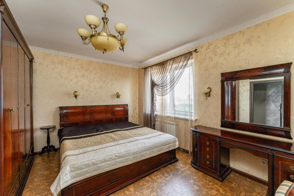 5+ -комнатная квартира по адресу Лопатина ул., д. 5 - фото 3