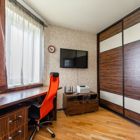 Фотография 5+ -комнатная квартира по адресу Лопатина ул., д. 5 - фото 13