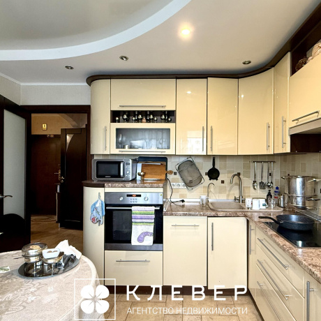 Фотография 4-комнатная квартира по адресу Тимирязева ул., д. 92 - фото 2