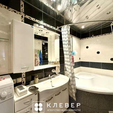 Фотография 4-комнатная квартира по адресу Тимирязева ул., д. 92 - фото 13