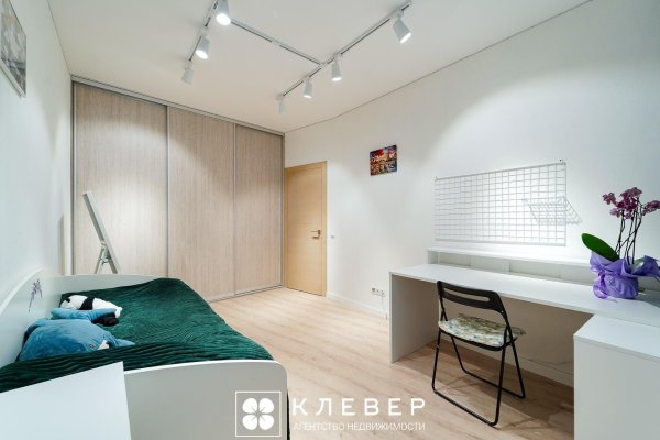 4-комнатная квартира по адресу Дзержинского просп., д. 127 - фото 14