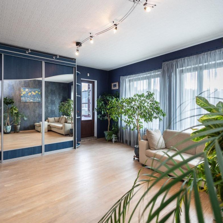 Фотография 5+ -комнатная квартира по адресу Парниковая ул., д. 32 - фото 4