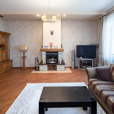 Фотография 5+ -комнатная квартира по адресу Парниковая ул., д. 32 - фото 7