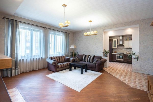 5+ -комнатная квартира по адресу Парниковая ул., д. 32 - фото 8