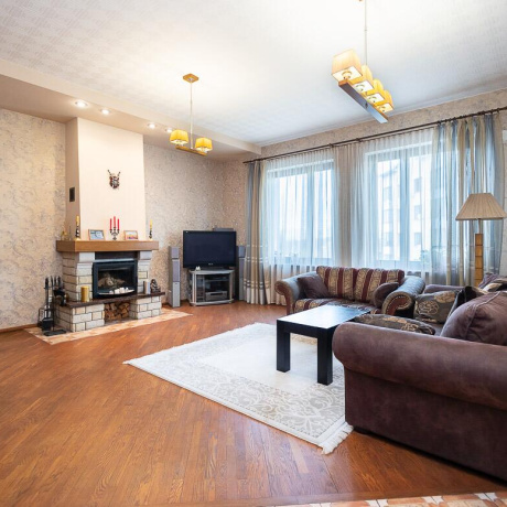 Фотография 5+ -комнатная квартира по адресу Парниковая ул., д. 32 - фото 5