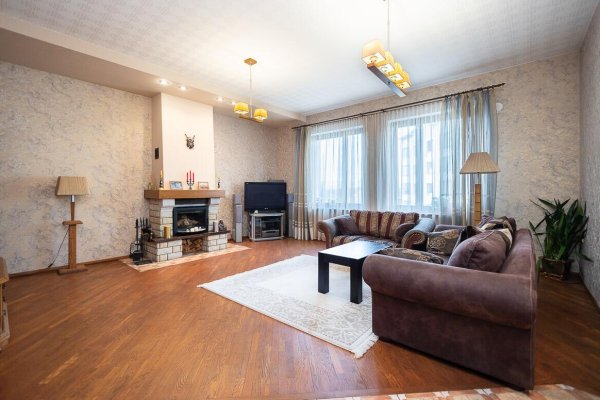 5+ -комнатная квартира по адресу Парниковая ул., д. 32 - фото 5