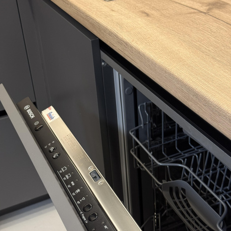 Фотография 2-комнатная квартира по адресу Виталия Цвирко ул., д. 84 - фото 4