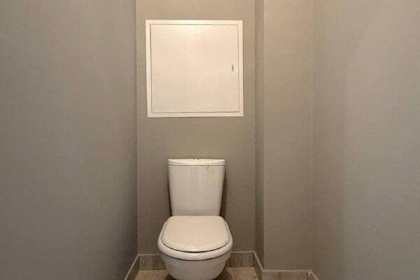 2-комнатная квартира по адресу Нововиленская ул., д. 61 - фото 10