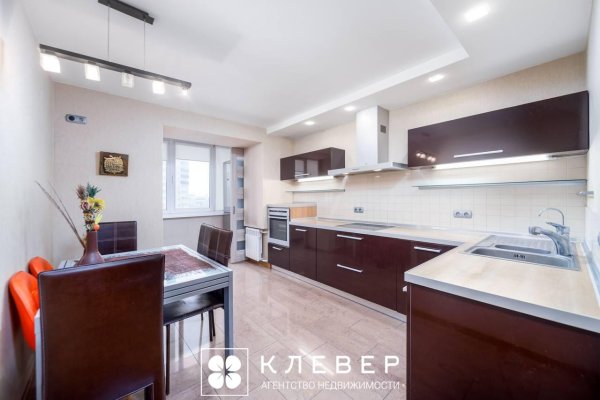 4-комнатная квартира по адресу Жуковского ул., д. 4 - фото 3