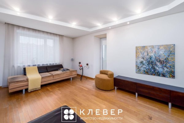 4-комнатная квартира по адресу Жуковского ул., д. 4 - фото 6