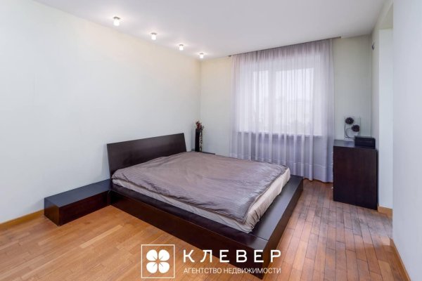 4-комнатная квартира по адресу Жуковского ул., д. 4 - фото 8