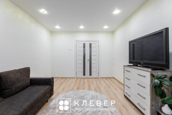 2-комнатная квартира по адресу Нестерова ул., д. 8 - фото 4