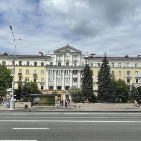 Фотография 4-комнатная квартира по адресу Независимости просп., д. 91 - фото 1