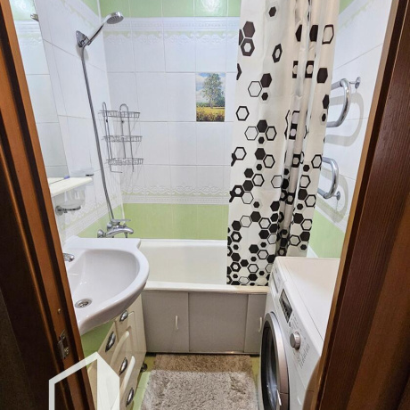 Фотография 3-комнатная квартира по адресу Космонавтов ул., д. 3 к. 3 - фото 12