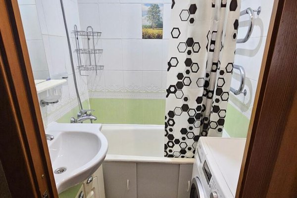 3-комнатная квартира по адресу Космонавтов ул., д. 3 к. 3 - фото 12