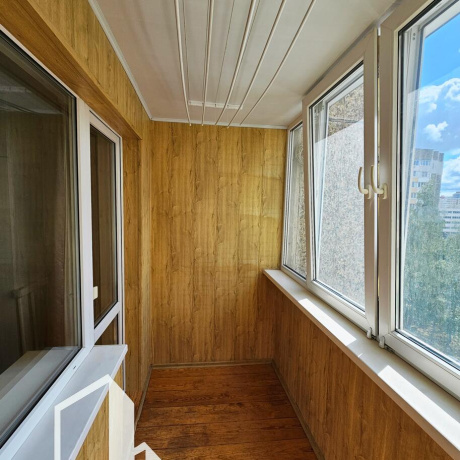 Фотография 3-комнатная квартира по адресу Космонавтов ул., д. 3 к. 3 - фото 6