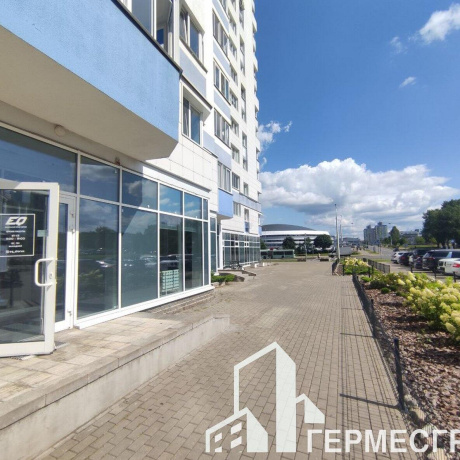 Фотография Сдается торговое помещение по адресу г. Минск, Нарочанская ул., д. 4 - фото 1