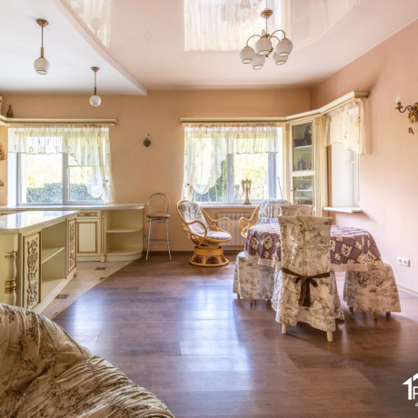 Фотография 5+ -комнатная квартира по адресу Тульская ул., д. 22 - фото 11