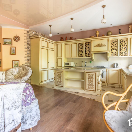 Фотография 5+ -комнатная квартира по адресу Тульская ул., д. 22 - фото 13