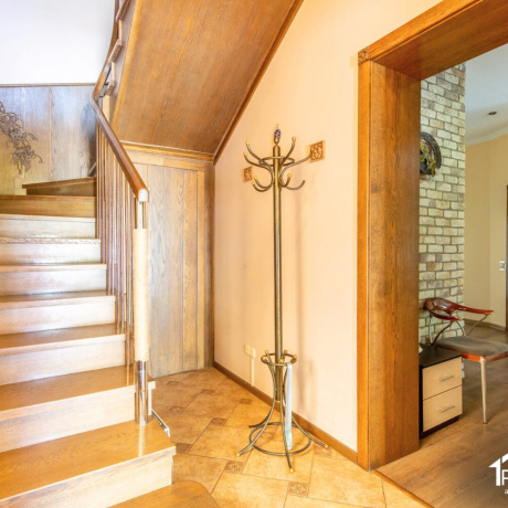 Фотография 5+ -комнатная квартира по адресу Тульская ул., д. 22 - фото 9