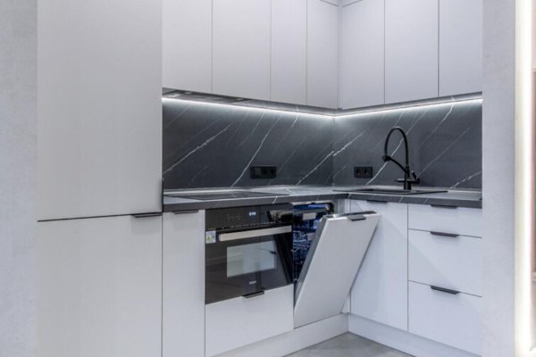 1-комнатная квартира по адресу Игоря Лученка ул., д. 28 - фото 17