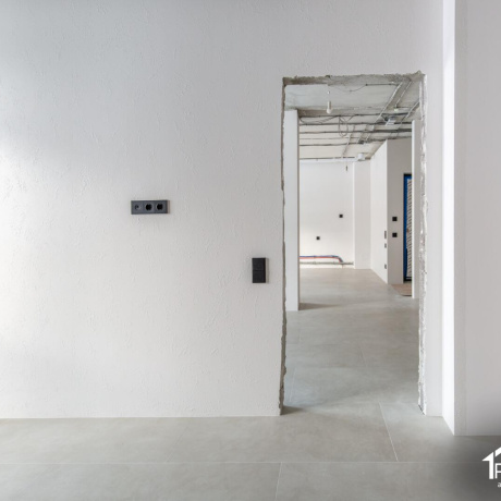 Фотография 2-комнатная квартира по адресу Нововиленская ул., д. 61 - фото 8